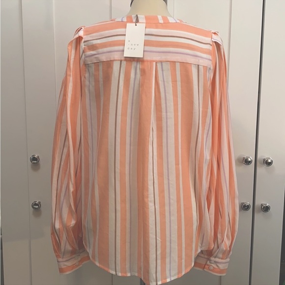 Stripe Button Front Long Sleeved Top In Multi Coral Sz Medium NEW! - Picture 2 of 4